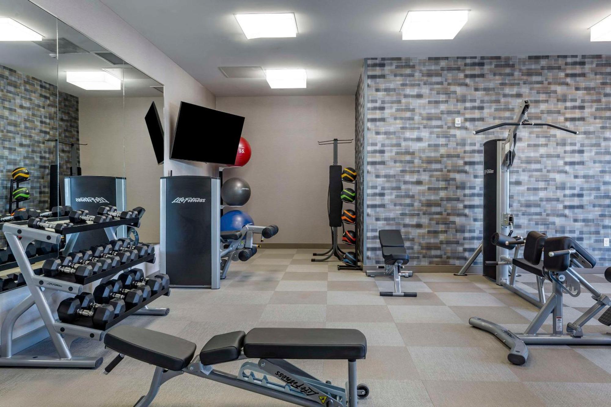 Cambria Hotel Manchester South Windsor מראה חיצוני תמונה